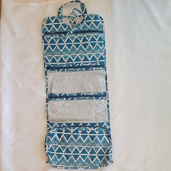 Seabird Toiletry Bag - Picture 3 of 8